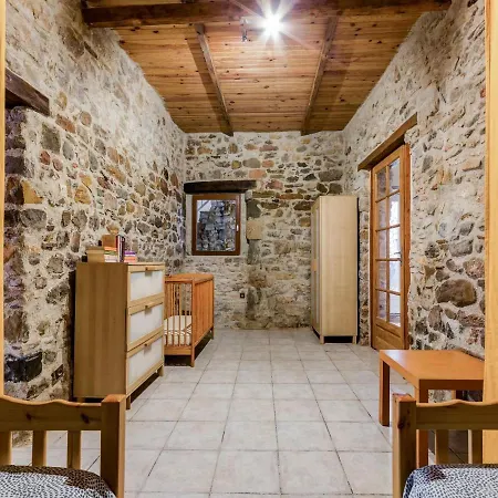 The Knees Holiday home