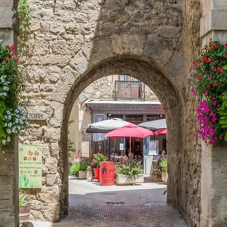 The Knees * Bize-Minervois