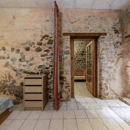Holiday home The Knees Bize-Minervois